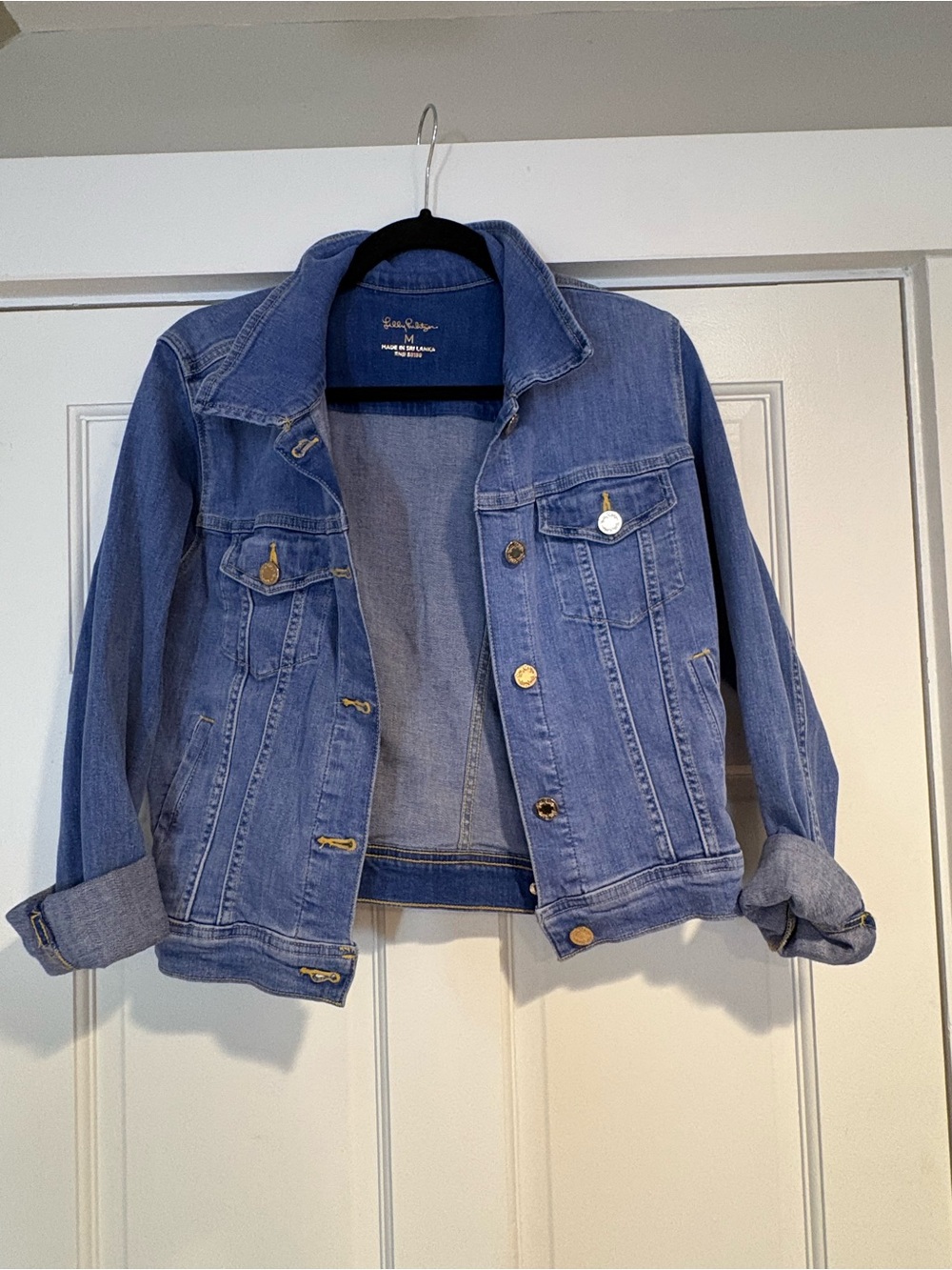 Lilly Pulitzer denim jacket. Medium